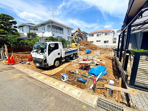 「気に入った土地があったのに、希望の間取りが入らなかった…」そんなご経験をされた方にもおすすめの土地です♪ぜひ一度ご覧になって、住まいづくりのイメージをふくらませてみてください！