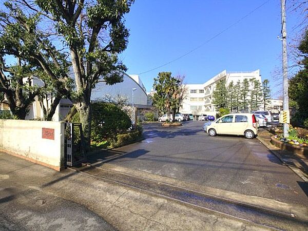 船橋市立葛飾中学校 徒歩32分。 2530m