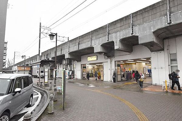 下総中山駅(JR 総武本線) 徒歩8分。 640m