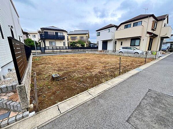 一から建てるからこそ、外観は洋風にも和風にもアレンジ自由です♪間取りやデザインの工夫で、理想の暮らしがぐっと近づきます！どんな住まいにしようか考えるだけでもワクワクしてきますね♪