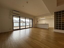 ユニーブル紫野 202 1階2LDKのリビング/ダイニング