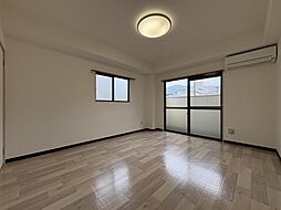 詩仙ハイムII 105 1階1Kのリビング/ダイニング