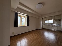 ロイヤルセンタービル小林 306 3階2LDKのリビング/ダイニング