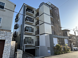 インペリアルアカシヤ