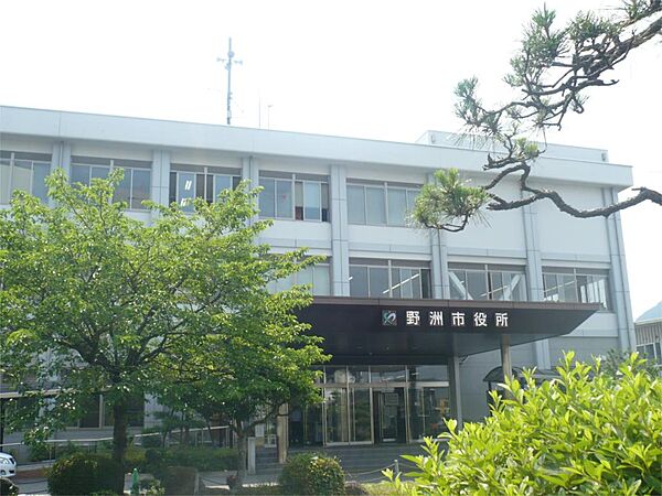 野洲市役所（816m）