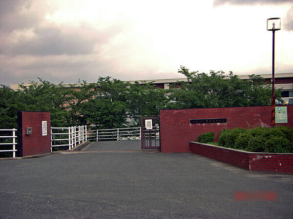大和郡山市立郡山西中学校