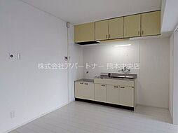 出水レジデンス 302 3階2LDKのリビング/ダイニング