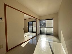 フォレスト平成 203 2階1LDKのリビング/ダイニング