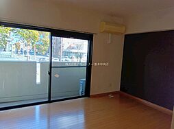 ヴィヴィエ南熊本 201 2階1LDKのリビング/ダイニング