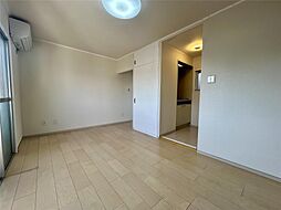 K2ヒルズ 301 3階ワンルームのリビング/ダイニング