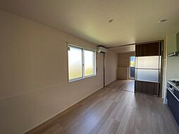 GRAMM六地蔵C棟 2階1LDKのリビング/ダイニング