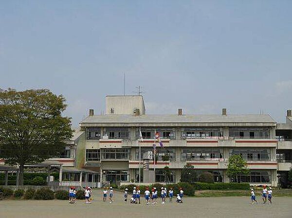 detached 茨城県那珂市竹ノ内４丁目1-4
地図を見る