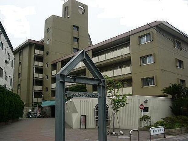 1977年6月建築　椥辻駅歩５分