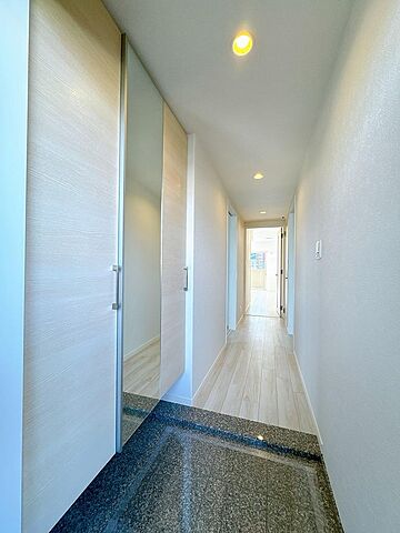 玄関 アルファステイツ西町 4階/-