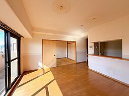 サーパスシティ木太二番館 4LDKのリビング/ダイニング