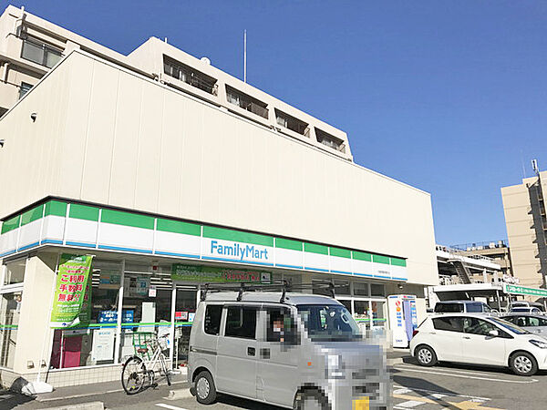 ファミリーマート尼崎南警察署前店