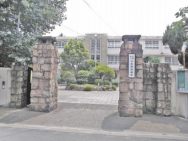尼崎市立成良中学校