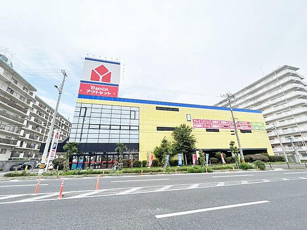 ヤマダデンキヤマダアウトレット淀川店