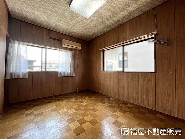 寝室