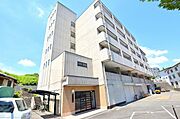 川西駅より徒歩11分 4階 築23年8ヶ月の賃貸物件