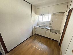 船橋町テラスハウス 1階5DKのリビング/ダイニング