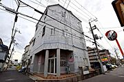 布忍駅より徒歩4分 築34年8ヶ月 3階建の賃貸物件
