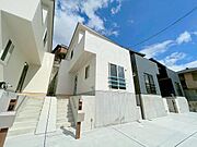 高井田駅より徒歩3分 新築 2階建の賃貸物件