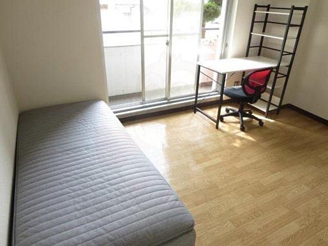 寝室