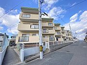 川西駅より徒歩16分 築34年5ヶ月 3階建の賃貸物件