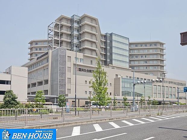 横浜市東部病院 徒歩9分。 720m