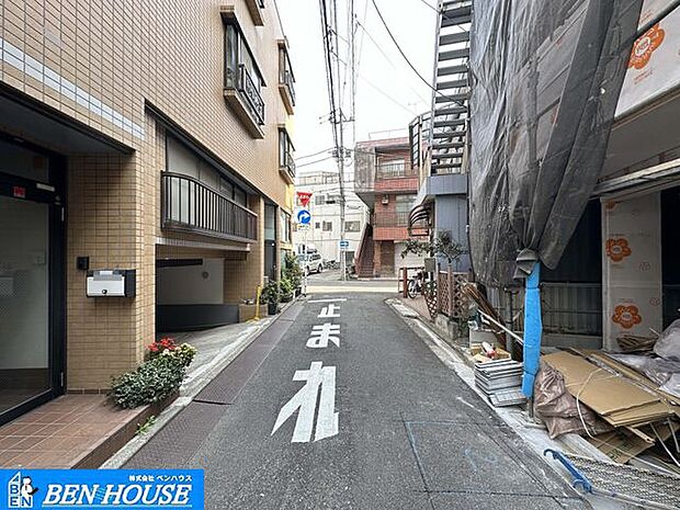 ・「小田栄」駅へ徒歩15分・平坦な地域でお車の運転はもちろん、自転車やベビーカーも走行しやすい地域です・子育て世代にもうれしい環境ですね・現地へのご案内はいつでも可能です