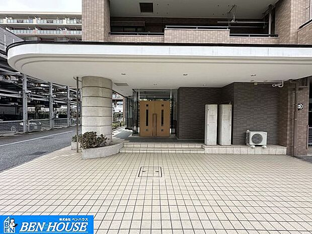 グランイーグル横濱鶴見II−玄関