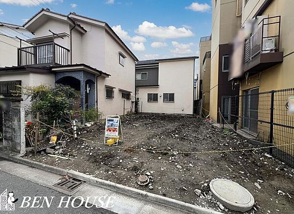 ・浴室換気乾燥暖房機付きシステムバスで冬場の寒さによる身体への負担を軽減し快適なバスタイムを実現してくれますので浴室内を入浴前に暖めましょう。・洗濯物もしっかり乾かせる浴室換気乾燥機です。