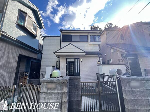 ・旭区中沢2丁目に32坪超の広々敷地に古家付きで販売中（古家1992年5月築・木造スレート葺2階建て・建物面積81．7平米）・緑豊かな住環境で季節を感じながら生活できます