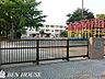 周辺：横浜市立潮田小学校 徒歩2分。教育施設が近くに整った、子育て世帯も安心の住環境です。 110m