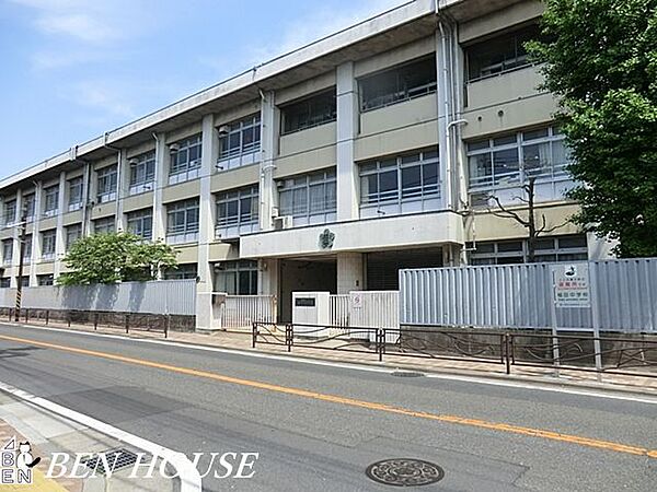 川崎市立稲田中学校 徒歩24分。 1920m