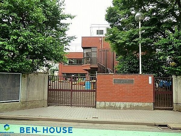 桜ケ丘幼稚園 徒歩6分。 480m