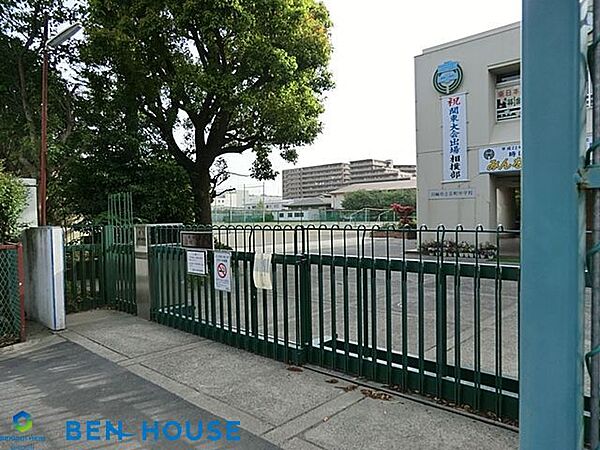 川崎市立京町中学校 徒歩7分。川崎区 520m