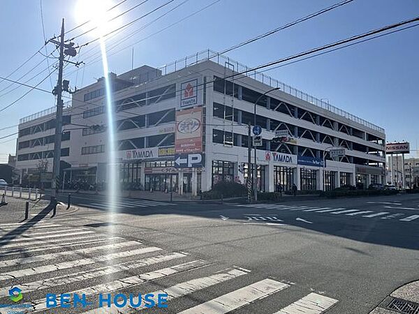 ヤマダ電機テックランド　鶴見店 徒歩12分。鶴見中央3丁目 890m