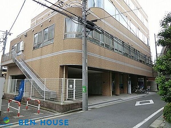 オハナ新羽保育園 徒歩9分。近くに保育施設が点在しているので、お仕事帰りのお迎えもスムーズです♪ 680m