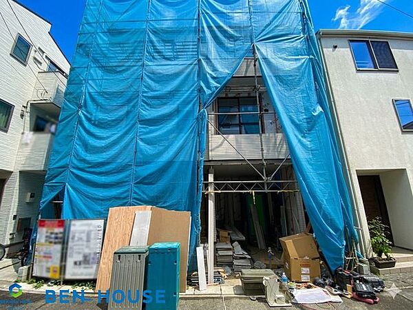 ビルトイン食洗機付きシステムキッチン・手洗いよりも節水・節約が可能な食洗器付き。パワフルな洗いで汚れも綺麗に落とします。・お片付けの時間も短縮でき、食後のご家族とのお時間も増えますね