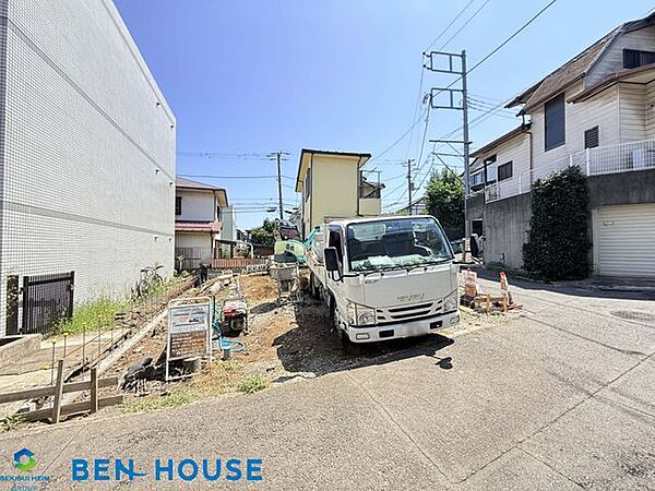 ・建築条件なし売地でお好きなハウスメーカーで建築できます・「神大寺2丁目」アドレス！角地に位置し開放感のある限定1区画分譲地・南西角地に位置した25坪超の広々敷地・是非ご確認ください