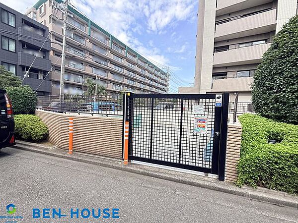 コスモ平間ロイヤルフォルム ーゴミ置き場