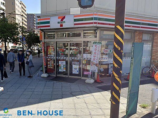 セブンイレブン川崎柳町東店 徒歩2分。お出かけ前やお帰りの立ち寄りにも便利なコンビニ。 150m