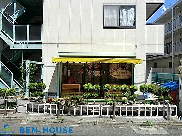 光の園アンティー保育園 徒歩4分。近くに保育施設が点在しているので、お仕事帰りのお迎えもスムーズです！ 300m