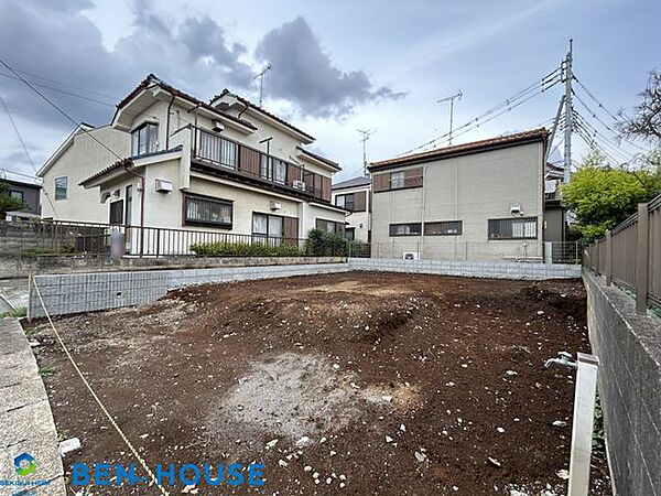 ・対面式キッチンは家事をしながらご家族との会話も途切れませんね。・ご家族の様子を見ながらお料理ができるのも嬉しいポイント！・ゆったりとした浴室では足を延ばしてゆったりバスタイムできますね