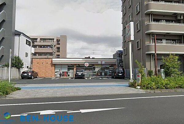 セブンイレブン川崎池田1丁目店 徒歩3分。お出かけ前やお帰りの立ち寄りにも便利なコンビニ。 230m
