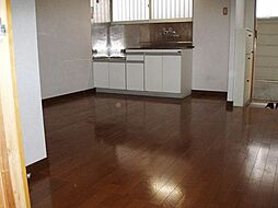 スリーエム7 205 2階2DKのリビング/ダイニング