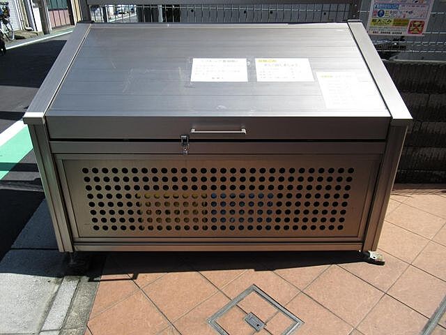 ゴミストッカー