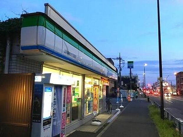 ファミリーマート立川錦町六丁目店まで約468m